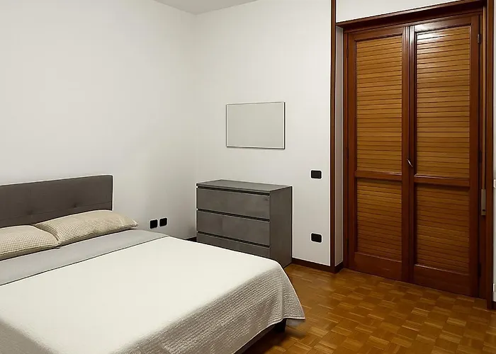 Apartament Ampia Dimora Per Cinque Persone Tortona